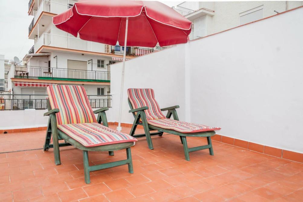 Casa Playa Torrecilla Villa เนร์คา ภายนอก รูปภาพ